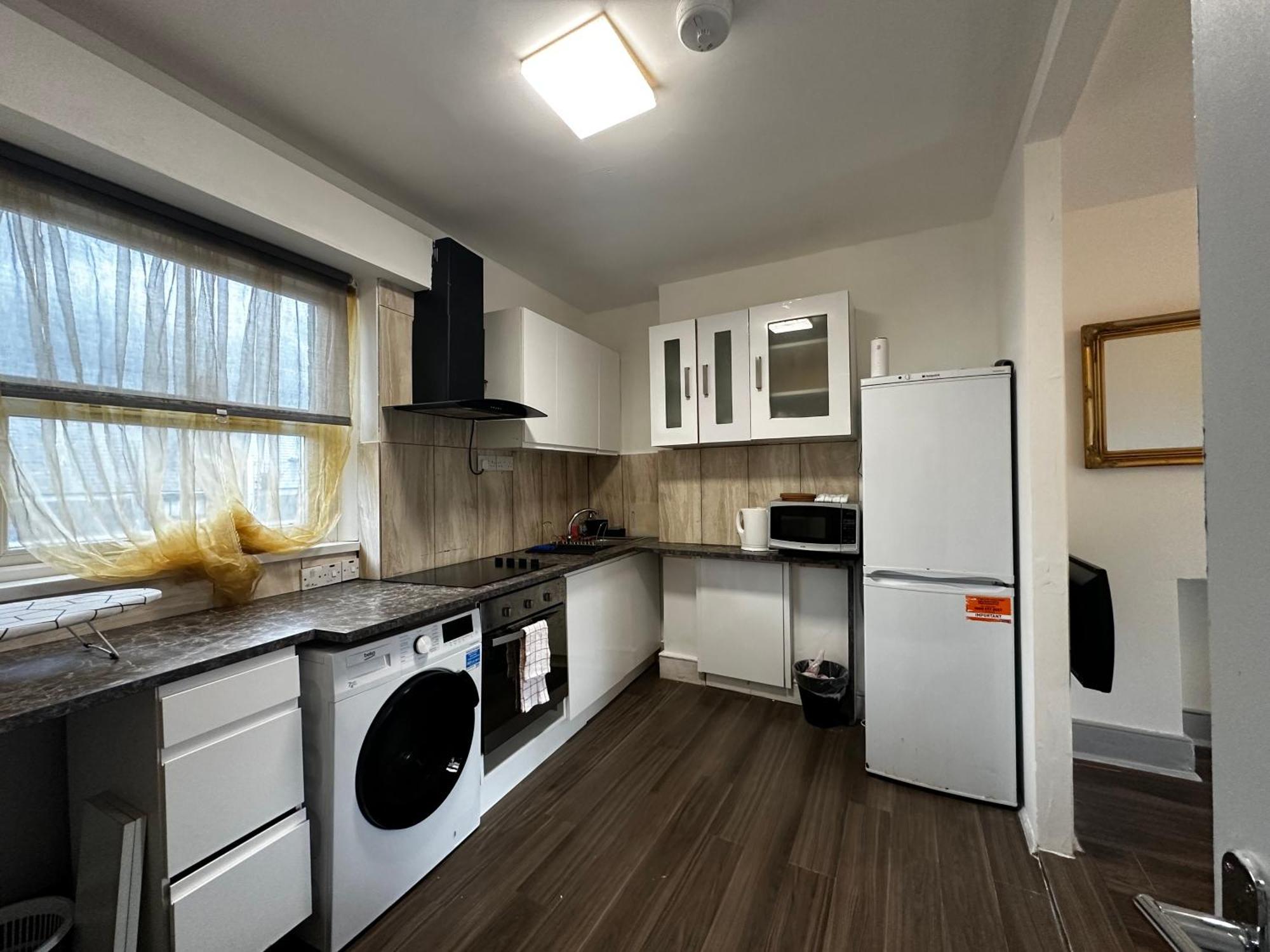 Privatunterkunft Mileend 4 Large Master Bedroom London